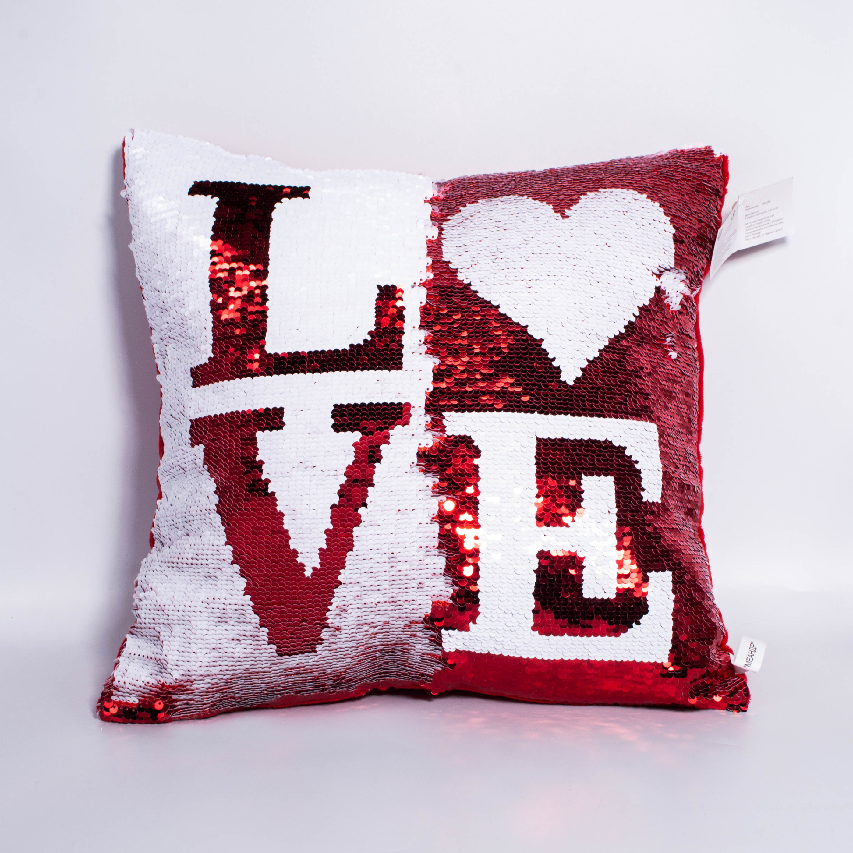 Подушка LOVE 40см